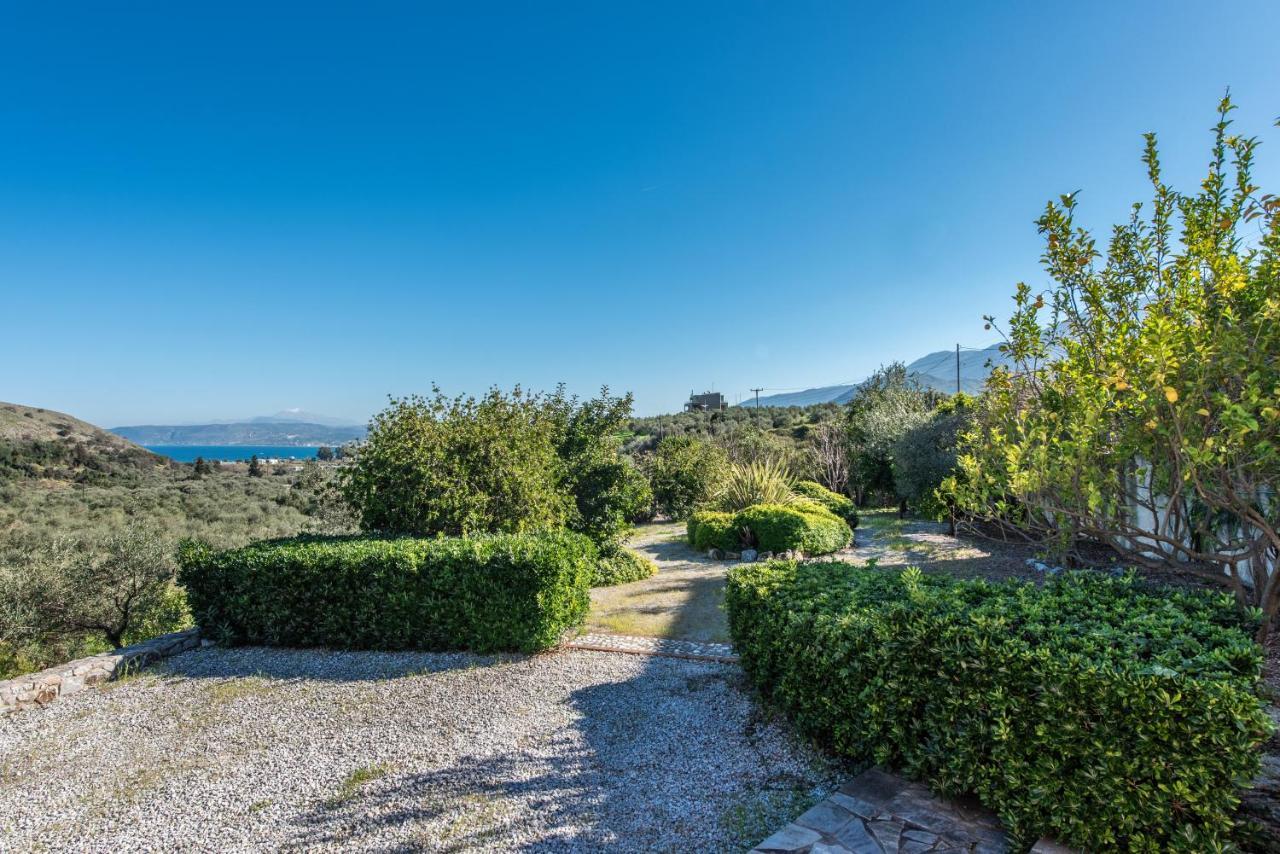 Olive Garden Vila Exopoli Bagian luar foto